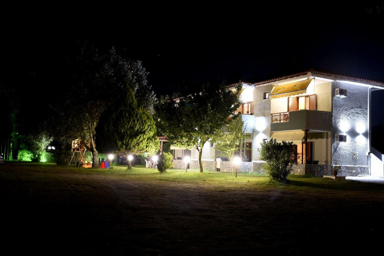 Anna Pousi Studios & Apartment Órmosz Panajász Kültér fotó